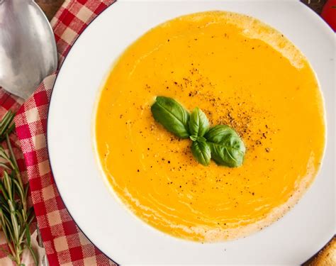 Curried Carrot And Apple Soup — Uncle Deans Natural Market