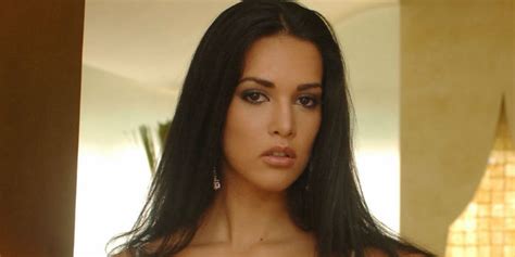 Venezuelan Actress Monica Spear Ex Husband Killed In Robbery Daughter Survives The Hollywood