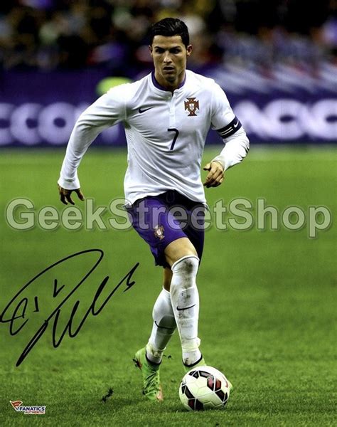 Cristiano Ronaldo Signed 8x10 Autograph Rp Great T Idea