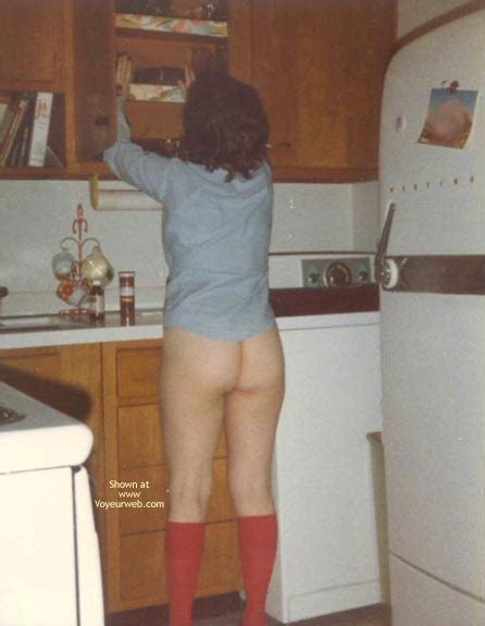 Old Snapshots Of Wife April 2004 Voyeur Web