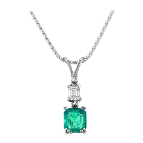 Antique Emerald Diamond Platinum Pendant Necklace At 1stdibs