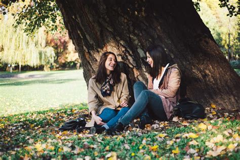 How To Be The Most Epic Friend This Year Mindbodygreen