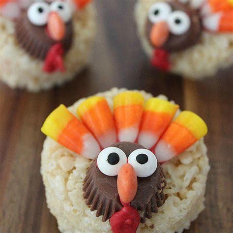 Thanksgiving cupcakes, thanksgiving cookies, thanksgiving mini desserts, thanksgiving pies and cakes and more! Pictures of Thanksgiving Desserts For Kids | POPSUGAR Moms