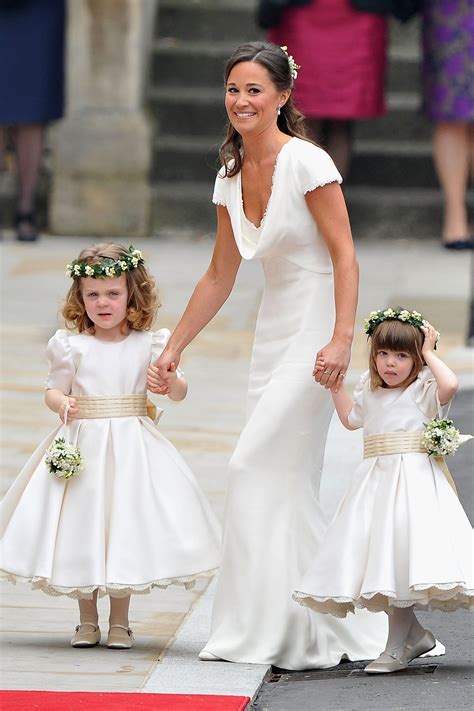 Amazing Pippa Middleton Wedding Dress Don T Miss Out Blackwedding4