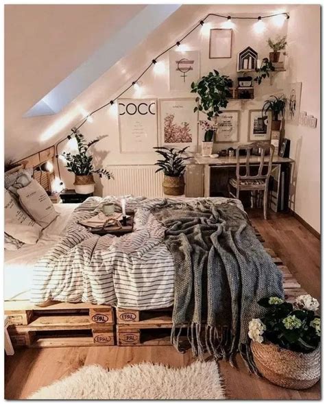 28 Diy Cozy Small Bedroom Decorating Ideas On Budget Cozybedroom