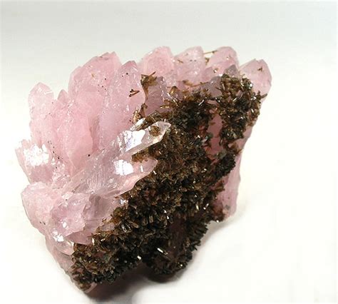 Presentation and instructions are the primary cost when rose quartz is purchased for spirituality. Eosphorite, Quartz (Var: Rose Quartz) - MD-35231 ...