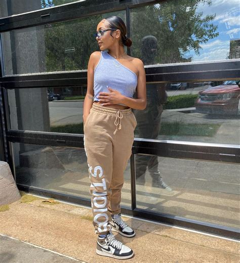 Pin By Sasha 🦋🦋 On Fits ♡ In 2021 Baddie Outfits Casual Women Fashion