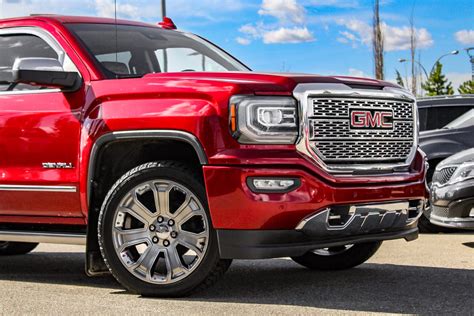 Certified Pre-Owned 2018 GMC Sierra 1500 Denali Ultimate 6.2L Crew Cab