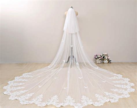 Vintage Whiteivory Lace Wedding Veil Two Tier Lace Cathedral Veil