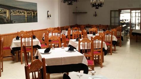 Santos e faça a busca por cozinha, preço, localização e mais. Restaurant O´Tumbin Ponte Dos Santos à Ribadeo - Avis ...