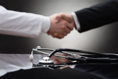 Nj And Il Regulators Approve Pending Centene Wellcare Merger