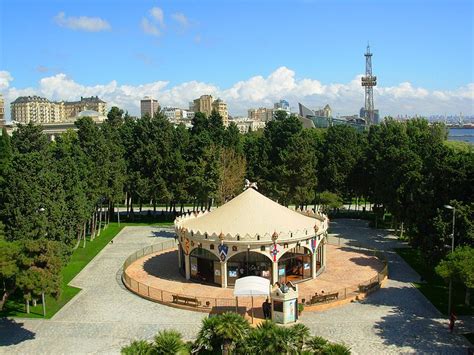 Merry Go Round Baku Wikimedia Commons Carousel Sidewalk Worldwide