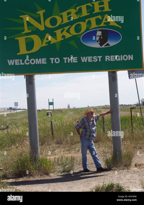 North Dakota Sign Stock Photo Alamy