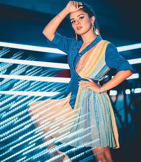 Avneet Kaur Insta Official Page Avneetkaur 13 Instagram Pictures And Photos