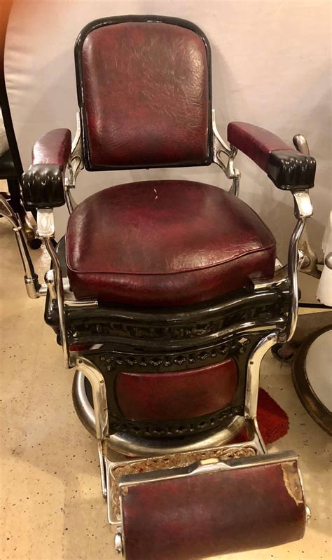 Please note, that modern chair styles are not the only type that can provide innovative. Two Vintage Barber Chairs at 1stdibs