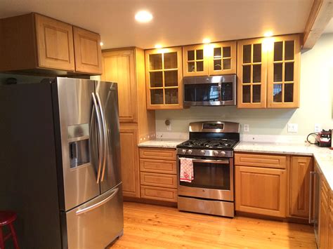 However, the quite strong undertone makes people think that it is grey. Sound Finish | Cabinet Painting & Refinishing Seattle Painted Cabinets - From Maple to White ...