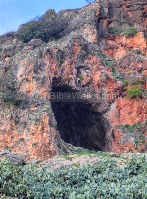 Lower Hilazon Chilazon Creek Cave Biblewalks 500 Sites