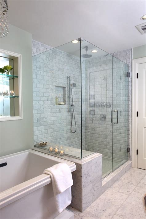 32 designer shower tile ideas to personalize your bathroom. 46 Amazing Bathrooms With Walk-In Showers That Will ...