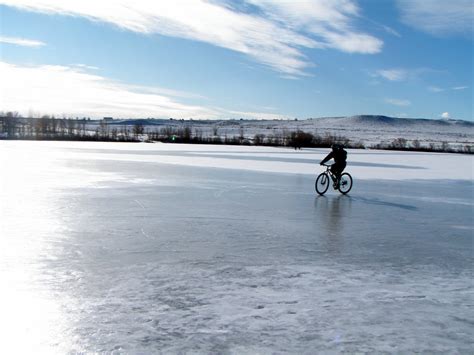 Riding The Frozen Bear Creek Lake Jeremy Hedrick Flickr