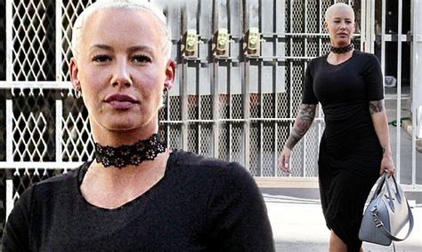Dancing With The Stars Amber Rose Showcases Famous Curves In A