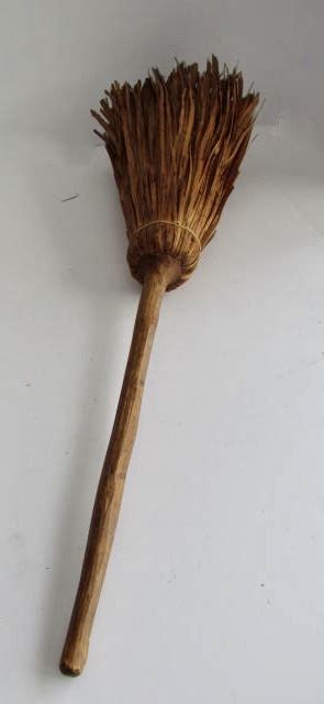 19th Century Shaved Hearth Broom Art Antiques Michigan