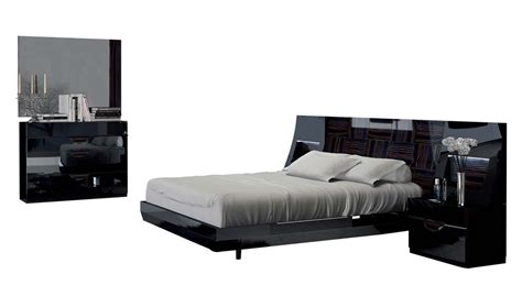Black And Wood Grain Lacquer Queen Size Bedroom Set 5pcs Modern Esf
