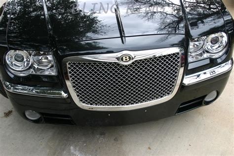 Why Does The Chrysler 300 Look Like A Bentley Bentley Otomotif