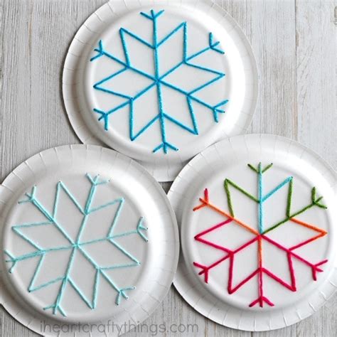 Paper Plate Snowflake Yarn Art I Heart Crafty Things