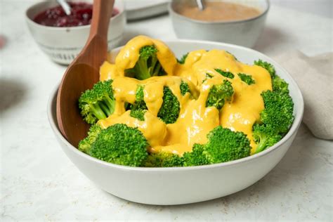 Easy Broccoli With Cheese Sauce Recipe