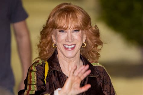 Kathy Griffin Reveals Shes Now Cancer Free After Battling Lung Cancer