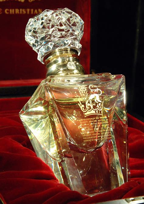 10 Most Expensive Perfumes For Men In The World Expensive Perfume Luxury Perfume