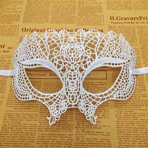 High Quality Man Wowan White Lace Mask Sexy Lace Half Face Party