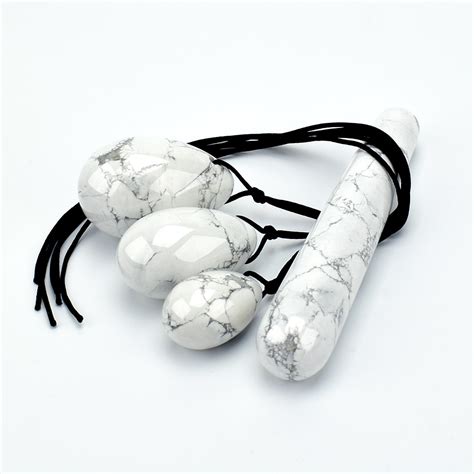 Yoni Massager Set Natural White Howlite Jade Eggs Crystal Massage Wand Ben Wa Balls For Women