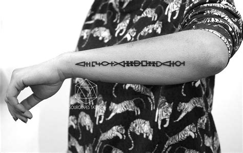 We did not find results for: The runes from Sirius Black's wand as a tattoo. Awesome ...