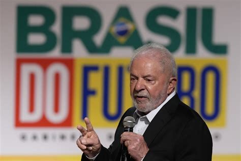 Lula pede segurança jurídica política e legislativa em texto da PEC da