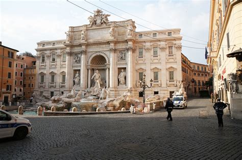 Рома / associazione sportiva roma. Roma deserta a causa dell'emergenza coronavirus ...