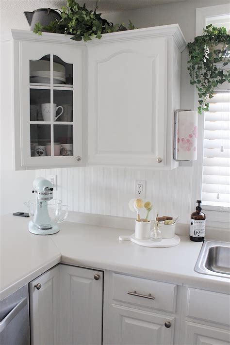 White cabinets kitchen grey walls bright kitchen white. White Kitchen Cabinets - Still the Best Decision - Simple ...