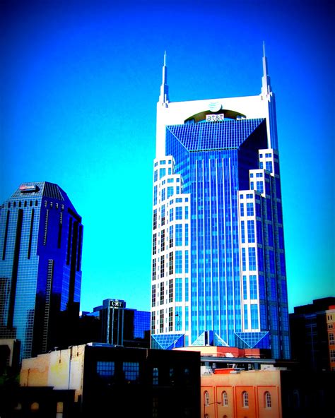This building was designed to look like a phone cradle when the building was the headquarters for bellsouth, a phone. NASHVILLE BATMAN BUILDING | This is the AT&T Buildling in ...