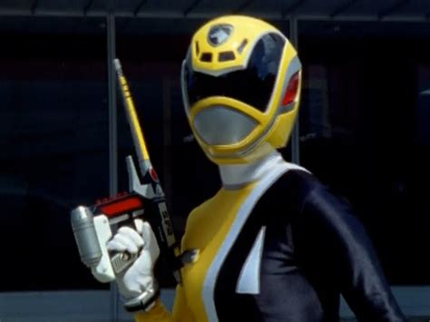 When they first appear on the show, jack and z steal from the rich and give to the poor. Delta Max Striker Yellow in 2020 | Power rangers spd ...