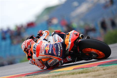 Motogp Marc Marquez Takes Charge Top 14 Separated By One Second In