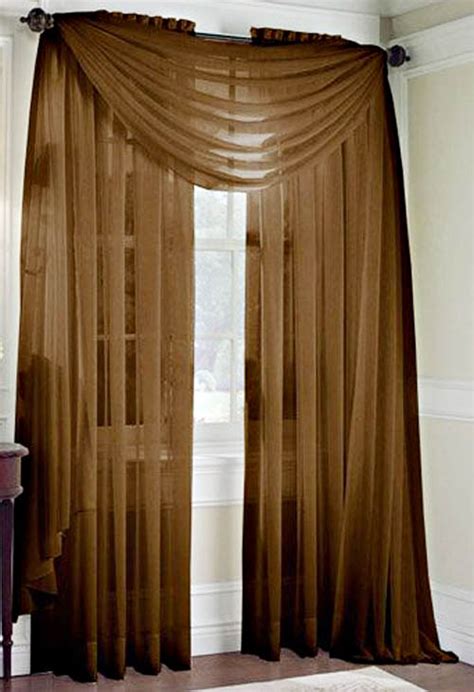 In interior design and the arts, curtains are made to look pretty and complementing for the entire design or color a specific space has. BEAUTIFUL LIVING ROOM CURTAIN DESIGNS ~ Interior Design ...