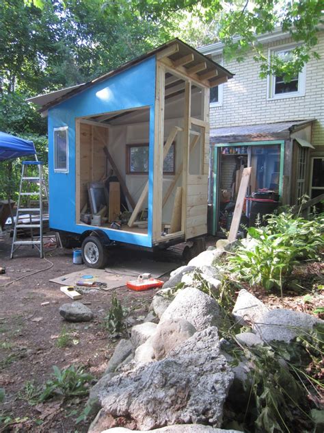 Palace on wheels offers luxurious cabins classified as deluxe cabins and super deluxe cabins. Relaxshacks.com: Building "The Cub"- a tiny, tiny cabin on ...