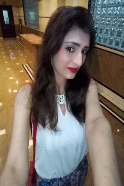 Incall Mumbai Call Girls Service 0000000000 Model Escort Service