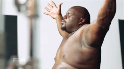 Vince Wilfork And His Pound Frame Will Grace The Espn Body Issue