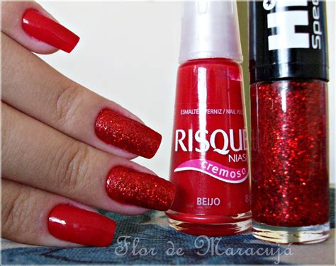 Flor de Maracujá: Beijo - RISQUÉ + Glitter forte vermelho - HITS