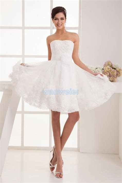 Find Your Knee Length Sheath Sweetheart White Lace Prom Dress With Flower And Lace Details