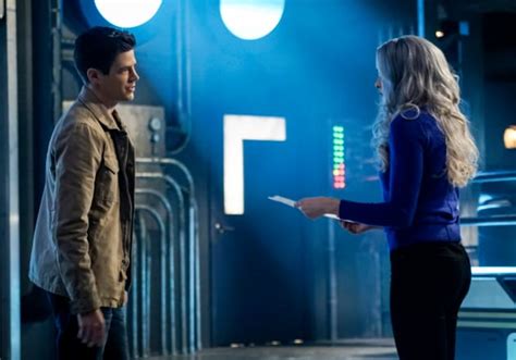 The flash season 5 finale gives us the end of cicada, the fate of nora, and the reveal of thawne's plans. The Flash Season 5 Episode 11 Review: Seeing Red - TV Fanatic