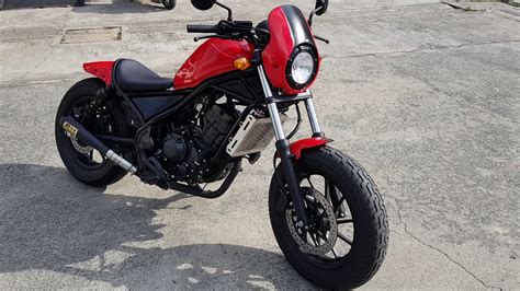 Unlike the rest of their 2017 range, honda decided to pull the covers the new rebel is all bobber, and ticks all of the right boxes for a decent cruiser, with a 110 mm trail, and a 28 degree rake, with the front forks offset to 30 degrees. Honda Rebel 300 CMX 500 MotoAzzz Body kit - YouTube