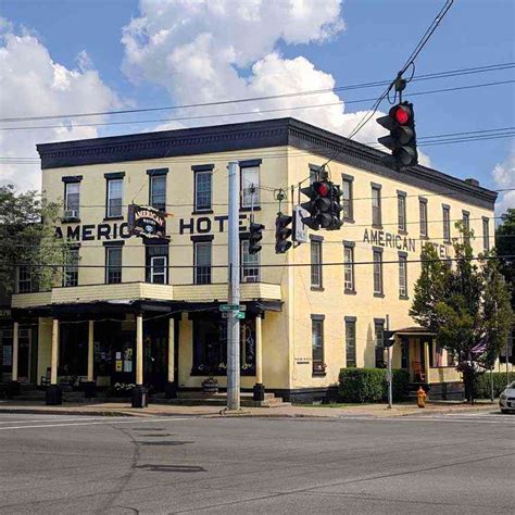 The publick house is a historic inn located in sturbridge, ma. 20 Historic Inns & Hotels Around Rochester | Day Trips ...