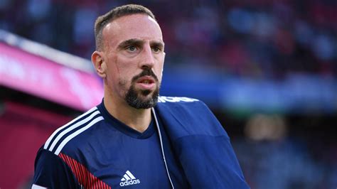 This statistic shows the achievements of vereinslos player franck ribéry. FC Bayern: Franck Ribéry fehlt bei AEK Athen